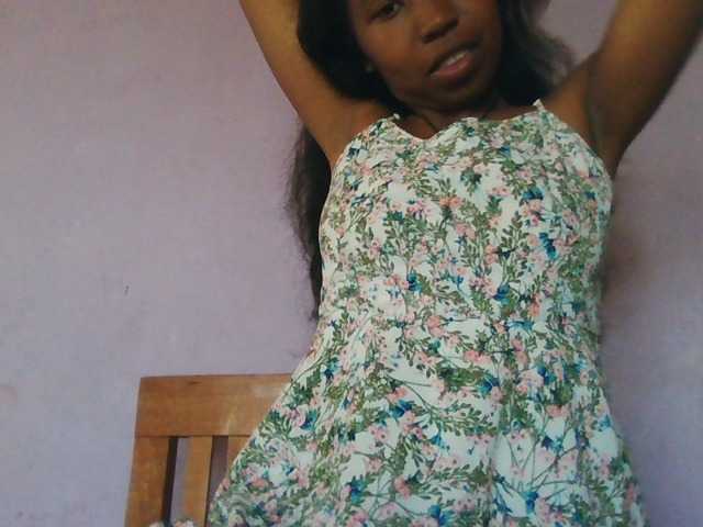 Aisah live cam on BongaCams