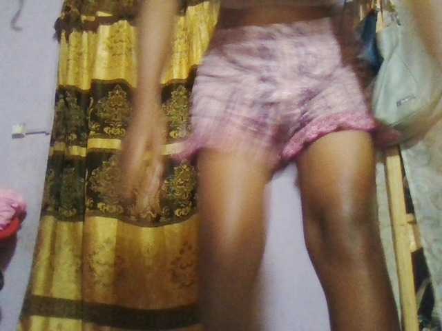 Aisah live cam on BongaCams
