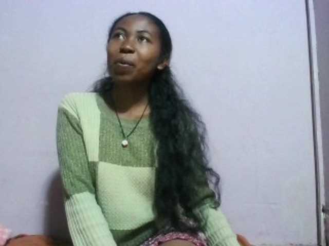 Aisah live cam on BongaCams