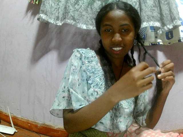 Aisah live cam on BongaCams