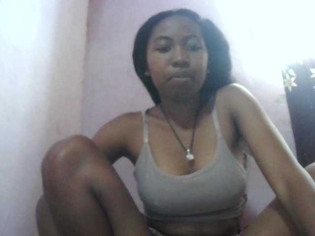 Aisah live cam on BongaCams