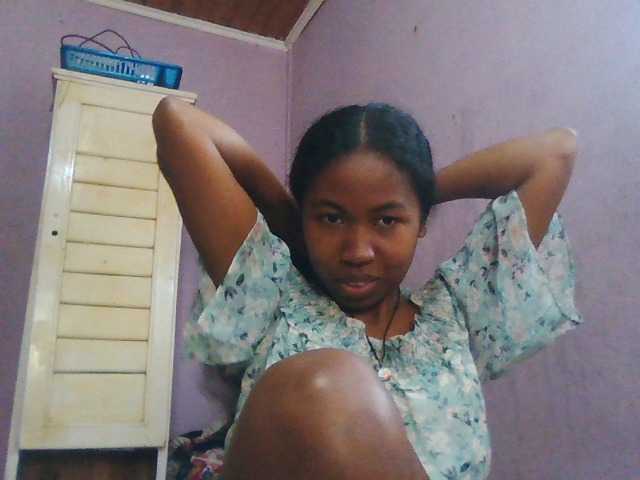 Aisah live cam on BongaCams