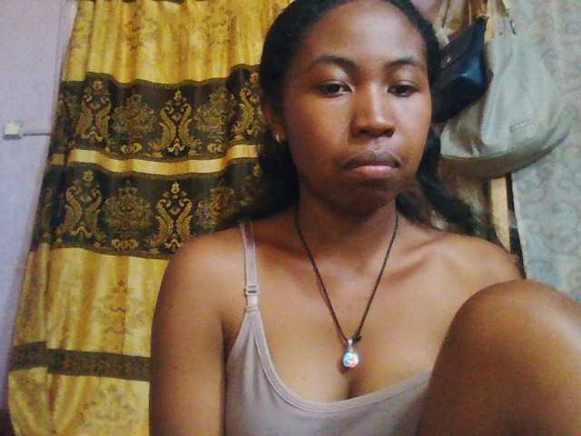 Aisah live cam on BongaCams