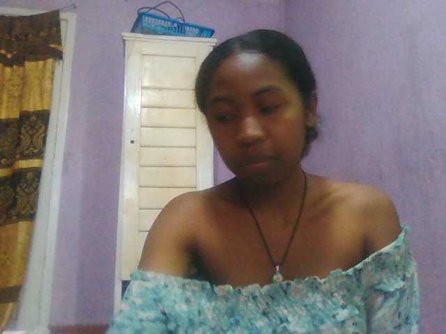 Aisah live cam on BongaCams