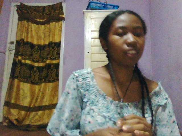 Aisah live cam on BongaCams