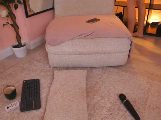 CamiRoux live cam on BongaCams