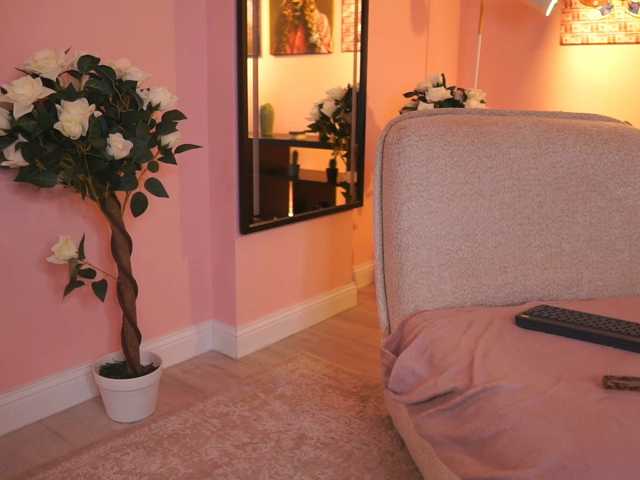 CamiRoux live cam on BongaCams