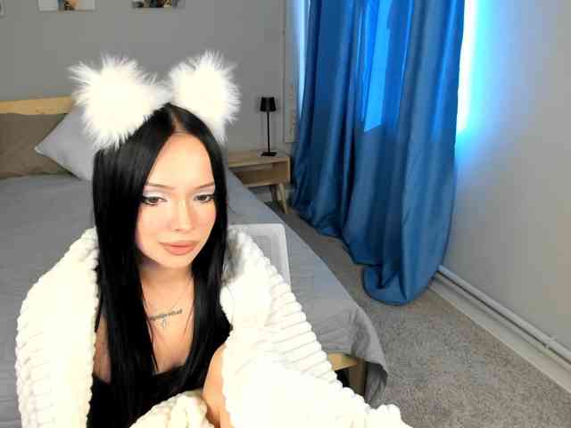 Shy-bunny3 webcam