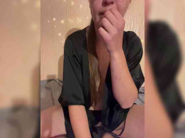 kissedby_polly
