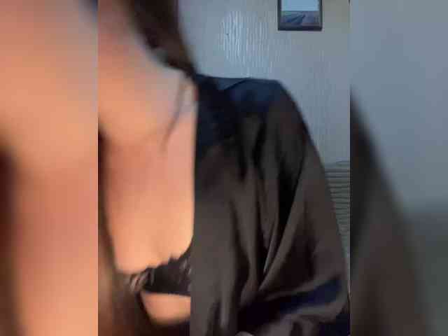 kissedby_polly