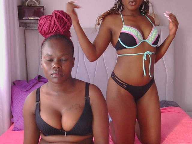 Lizzyke live cam on BongaCams
