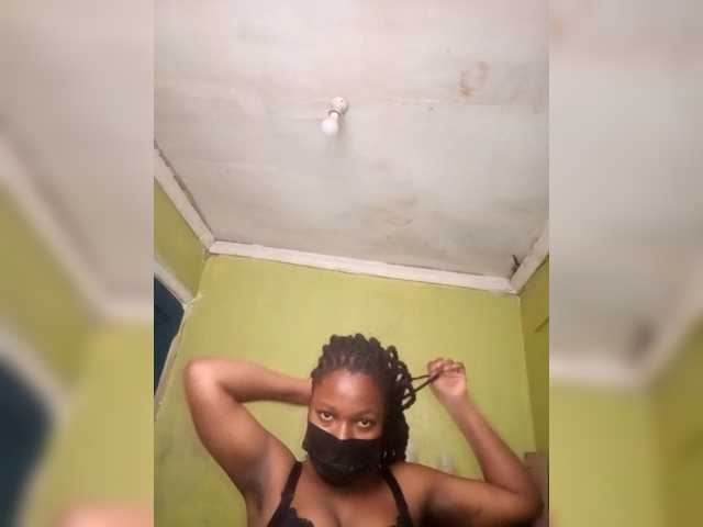 Sexy-Ara webcam
