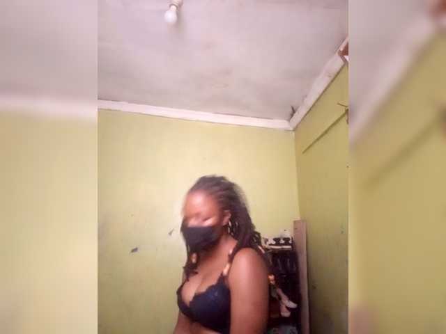 Sexy-Ara webcam