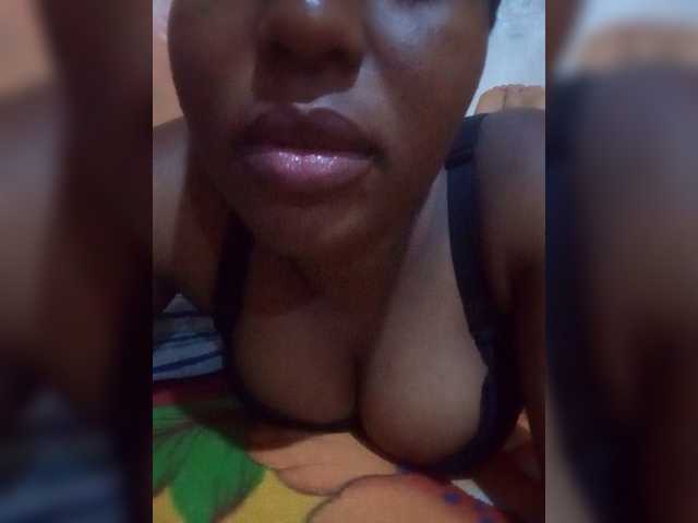 Sexy-Ara live cam on BongaCams