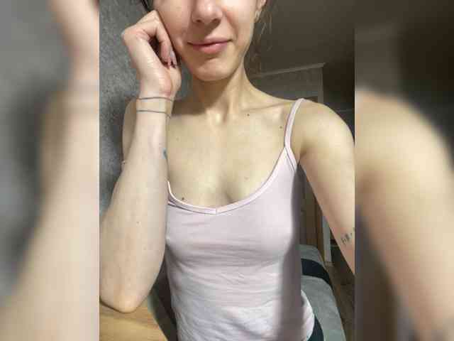 lilibeta1 webcam