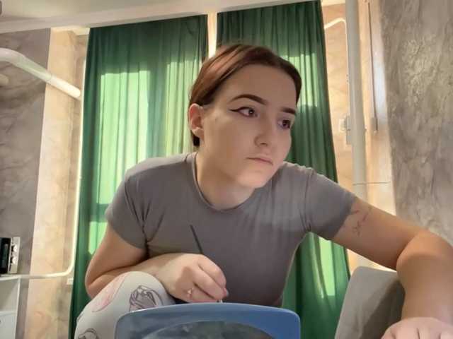 HellenKroes live cam on BongaCams