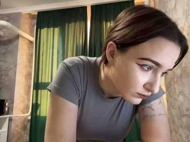 HellenKroes live cam on BongaCams
