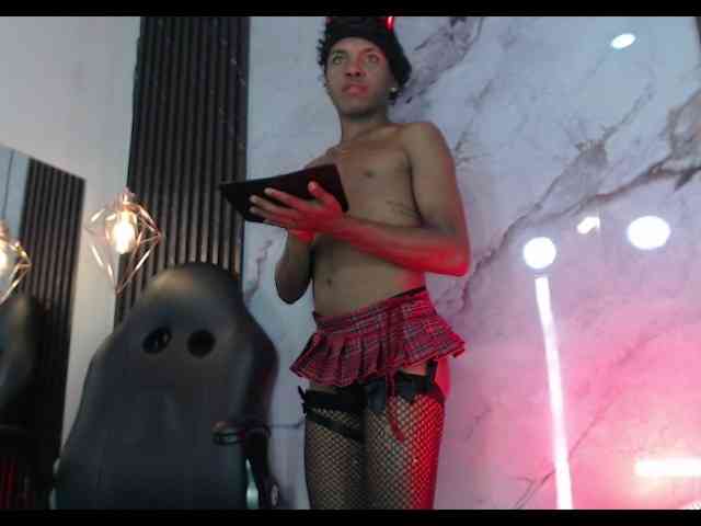 TonnySubmissive
