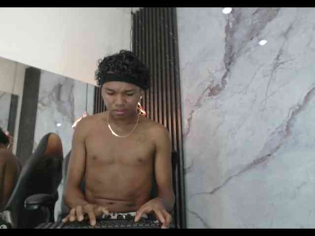TonnySubmissive