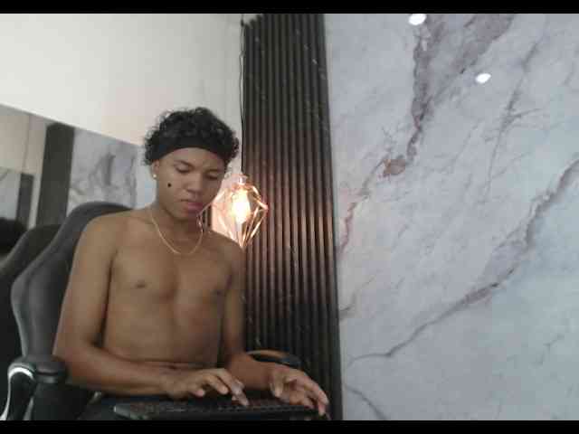 TonnySubmissive