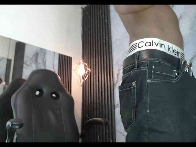 TonnySubmissive