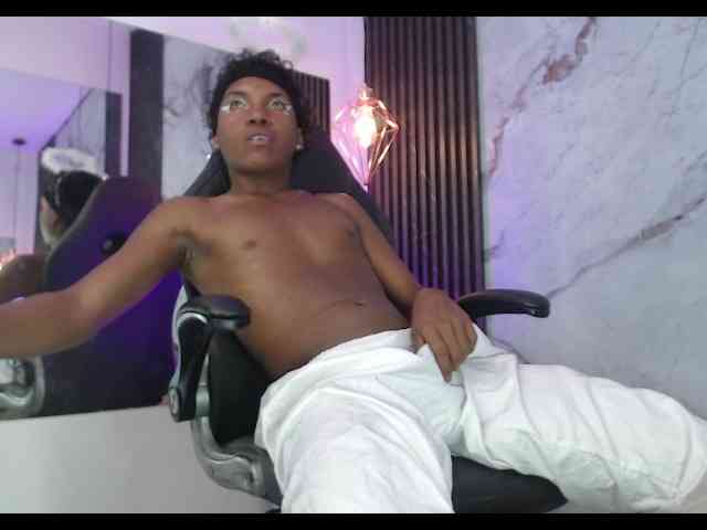 TonnySubmissive
