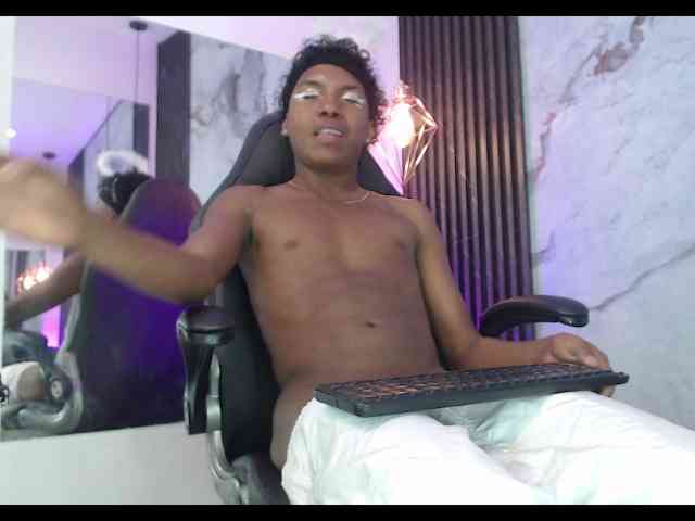 TonnySubmissive