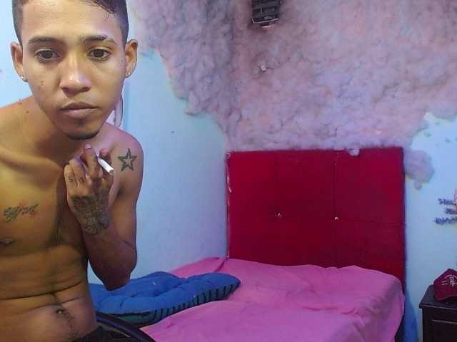 Destroyinggirl live cam on BongaCams