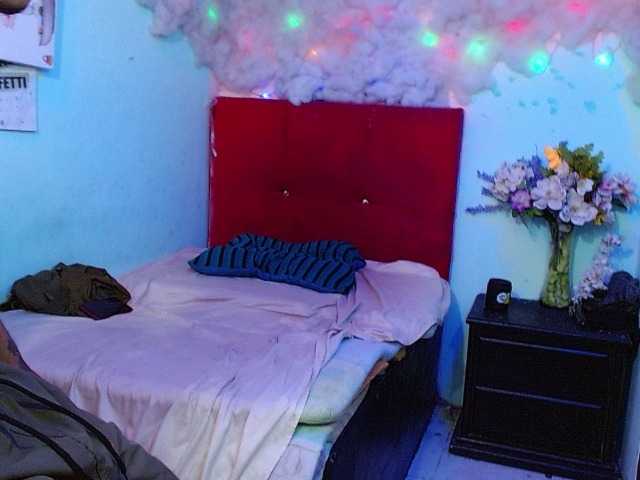 Destroyinggirl live cam