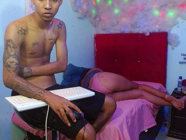 Destroyinggirl live cam preview