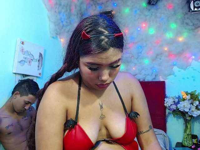 Destroyinggirl live cam on BongaCams