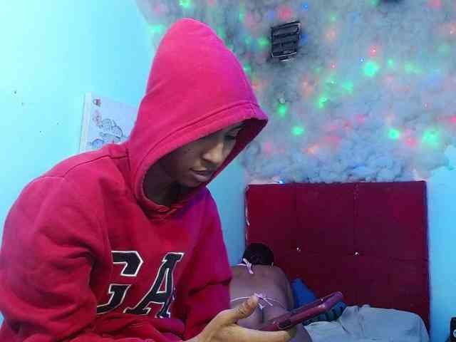 Destroyinggirl