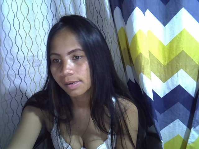 Alyssa-Villanueva live cam on BongaCams