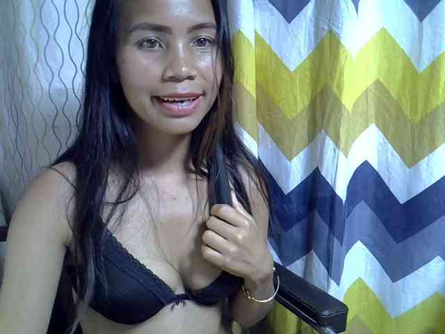 Model: Alyssa-Villanueva