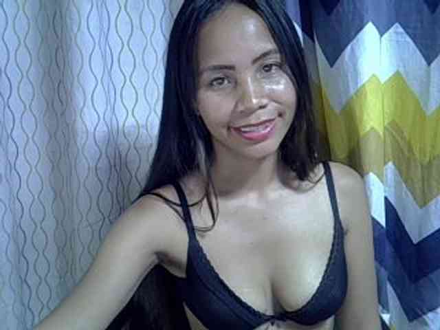 Modèle: Alyssa-Villanueva