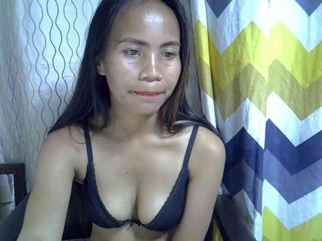 Modèle: Alyssa-Villanueva
