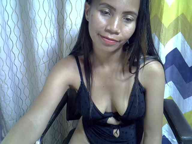 Modèle: Alyssa-Villanueva