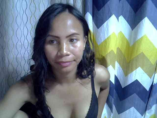 Modèle: Alyssa-Villanueva