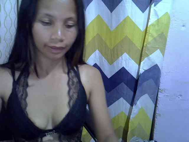 Modèle: Alyssa-Villanueva