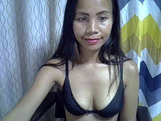 Modèle: Alyssa-Villanueva