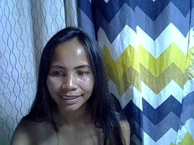 Modèle: Alyssa-Villanueva