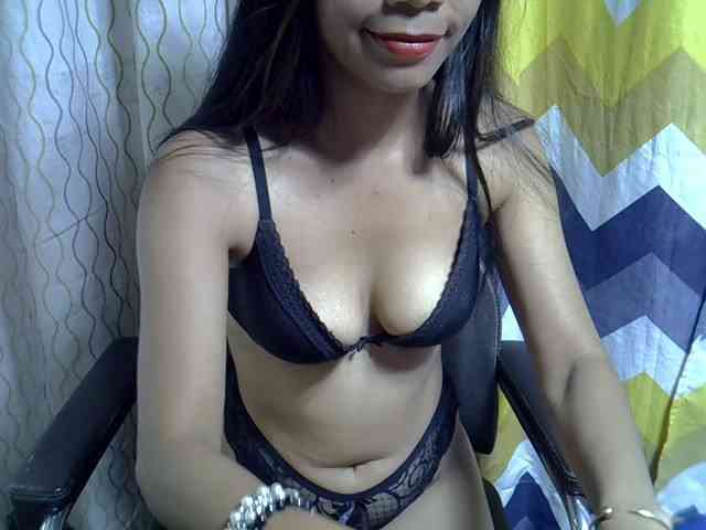 Modèle: Alyssa-Villanueva