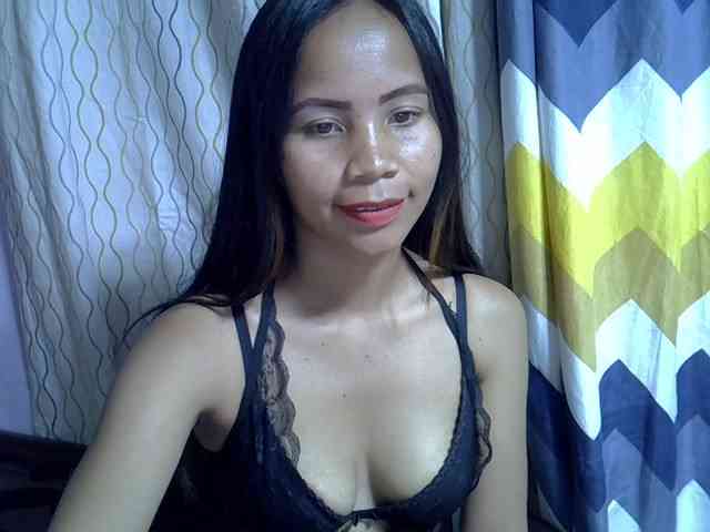 Modèle: Alyssa-Villanueva