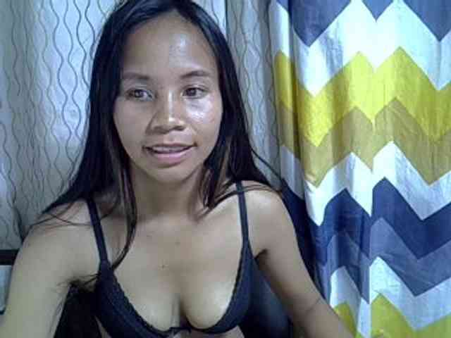 Modèle: Alyssa-Villanueva