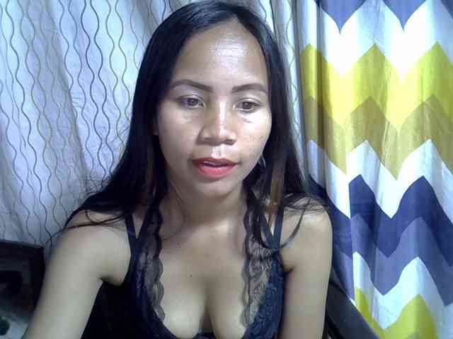 Modèle: Alyssa-Villanueva