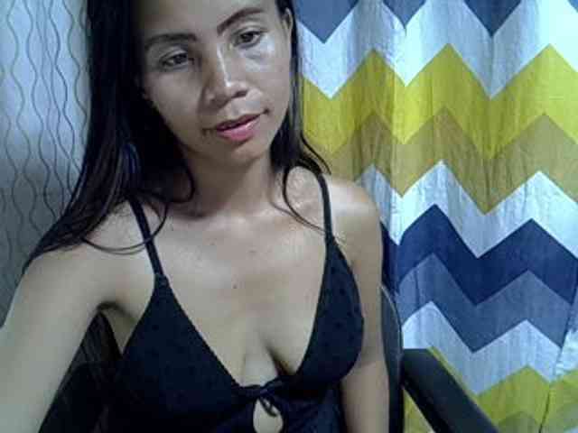 Modèle: Alyssa-Villanueva