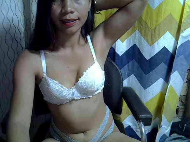 Modèle: Alyssa-Villanueva