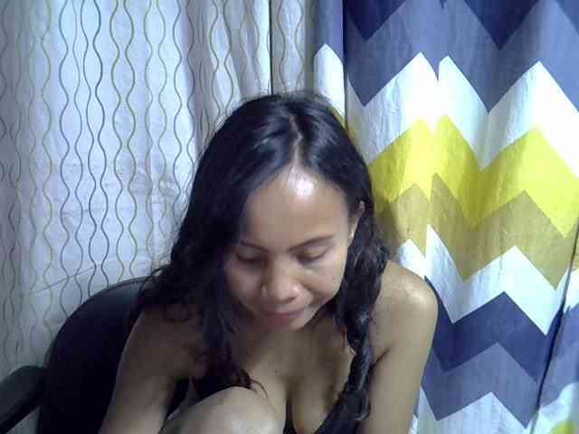 Modèle: Alyssa-Villanueva