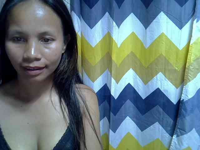 Modèle: Alyssa-Villanueva