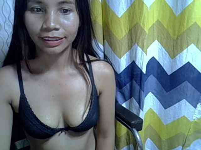 Modèle: Alyssa-Villanueva